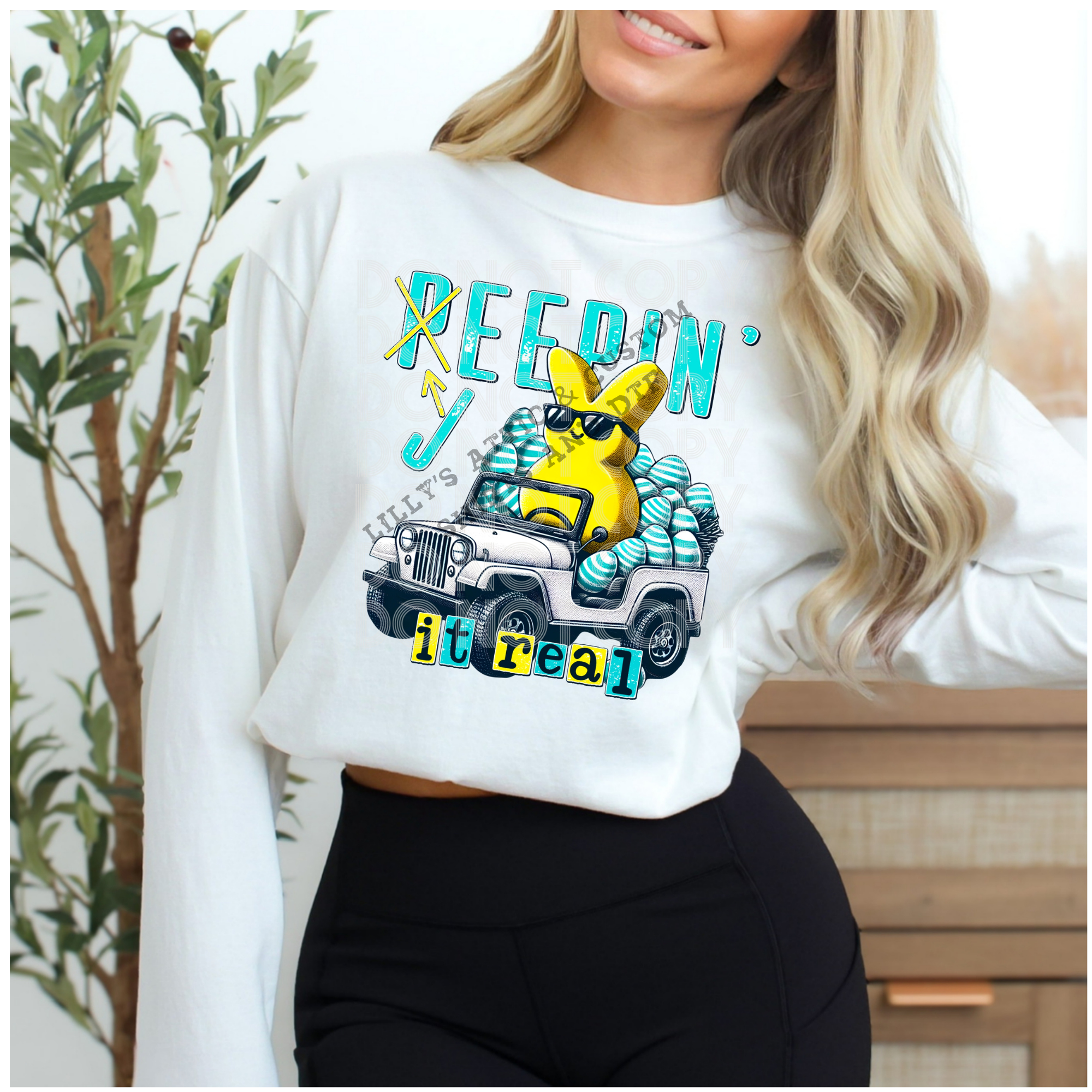 PEEPIN' IS REAL/ Long Sleeve White